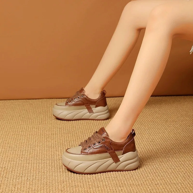 Martins Orthopädischer Plateau-Sneaker für Damen