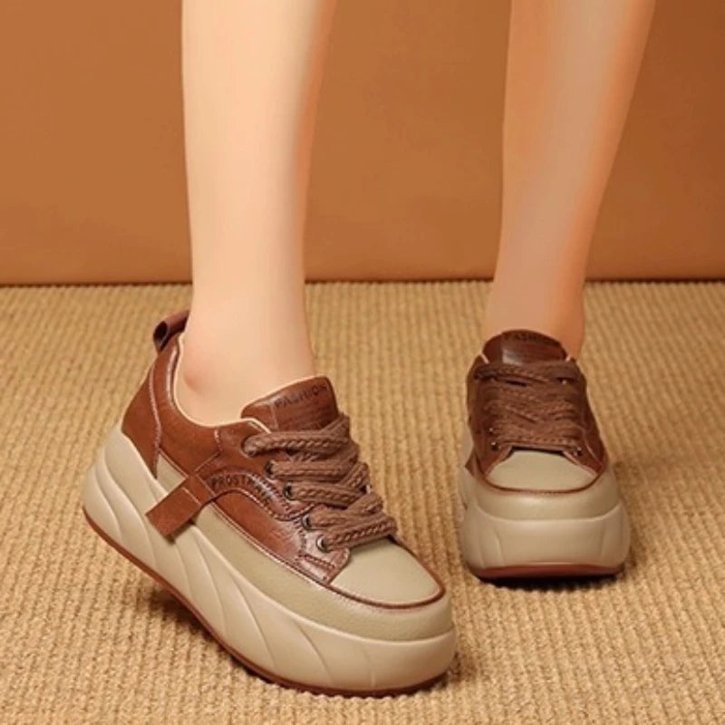 Martins Orthopädischer Plateau-Sneaker für Damen